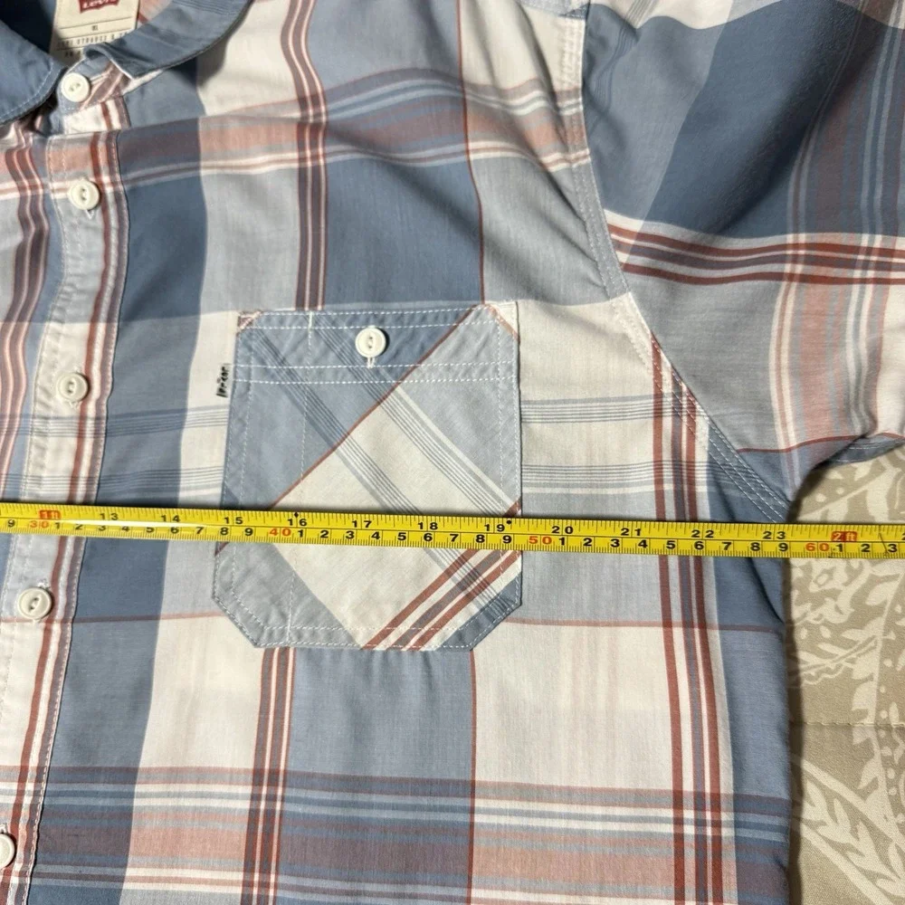 Levi's Men XL Button Up Shirt XLarge Red/White/Blue Plaid‎ Short Sleeve Collar